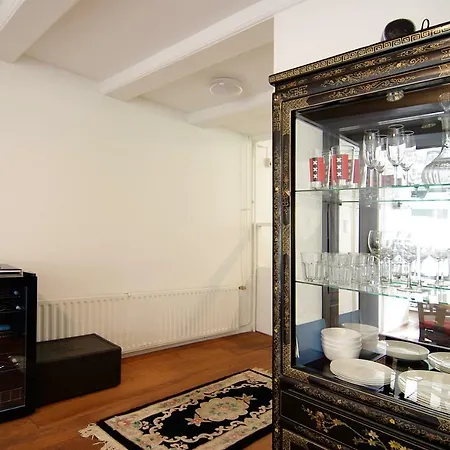 Vibrant And Central Reguliers فندق مبيت وإفطار أمستردام